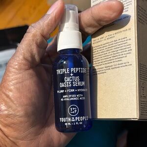 Youth to the People Triple Peptide + Cactus Oasis Serum - Blue